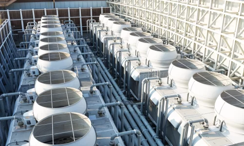 Cooling-tower-on-roof-of-building